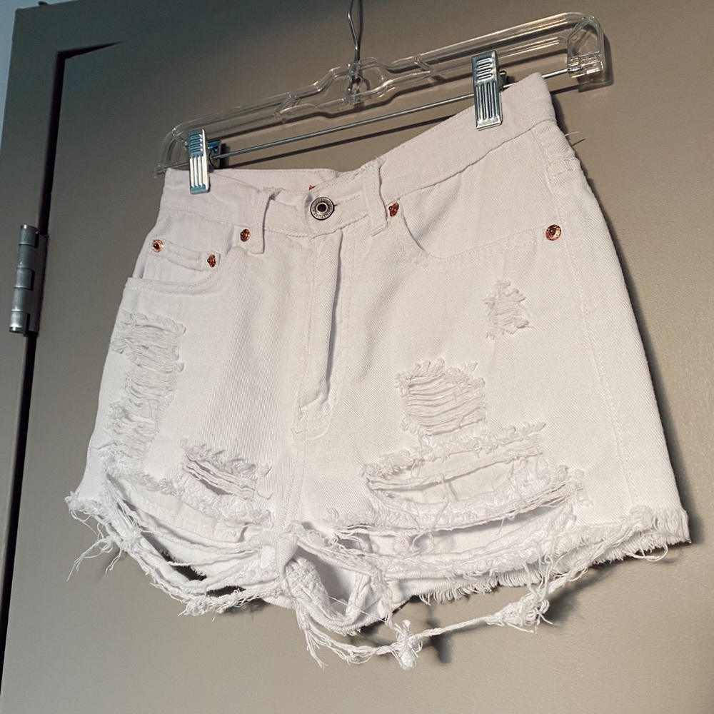 Signature 8 High Waisted Distressed Shorts - White